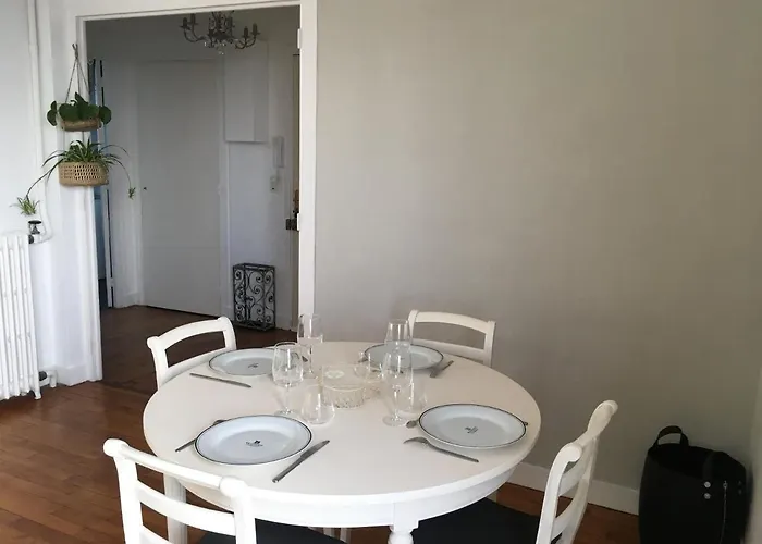 Vue Hyper Centre شقة *